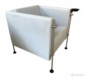 ARFLEX italská dvoumístná sofa, křeslo a variabilní stolek - 9