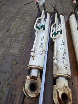 PRODÁM: Hydraulické pístnice, válce, píst - 9