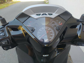 HONDA SH300i ABS 18000 KM - 9