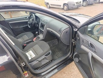 Škoda Octavia 1.2 TSi tažné navigace - 9