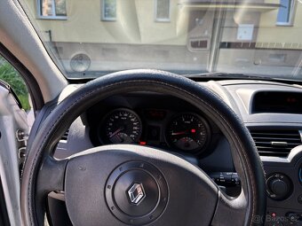 Renault Megane hatchback 1.5 dCi, 60 kW, r. 2003 - 9
