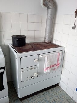 Daruji za odvoz starý retro nábytek - 9