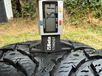 4x Zimní pneu Nokian Hakkapeliitta 9 - 215/60 R16 XL - 90% - 9