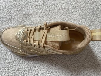 VERSACE,REPLAY,ARMANI,BLAUER - 9