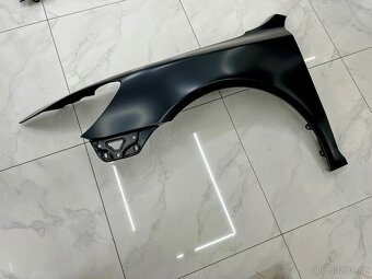 PŘEDNÍ BLATNÍKY / ŠKODA OCTAVIA 2 FACELIFT / ZASÍLÁME - 9