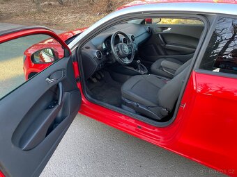 Audi A1 1.2 TFSi 63kw ATTRACTION najeto 113tkm - 9