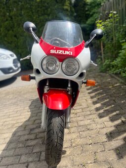 Suzuki Gsxr 750 1988 - 9