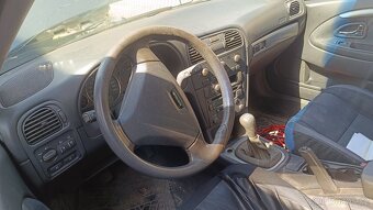 Volvo V40 1.9di 85kw pouze náhradní díly - 9