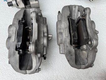 BMW F 340i F30/F31/F34 velké brzdy 4-pist - 9