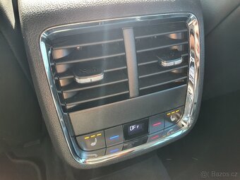 Škoda Octavia 4 iV Combi Style 1.4TSI 150kW 80tkm Keyless Qi - 9