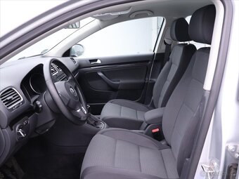 Volkswagen Golf 1,4 TSI 90kW Comfortline 1.Maj (2010) - 9
