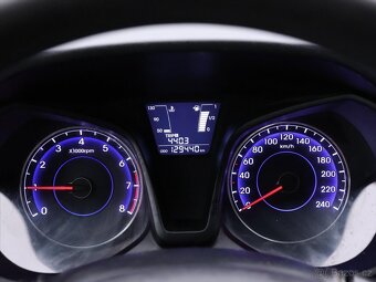 Hyundai ix20 1,4 i CZ Klima 66kW Tažné (2011) - 9