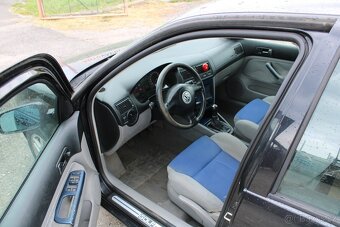 Volkswagen Golf, 1,6i 74KW, STK 5/2026, Dig.Klima, r.v. 1999 - 9