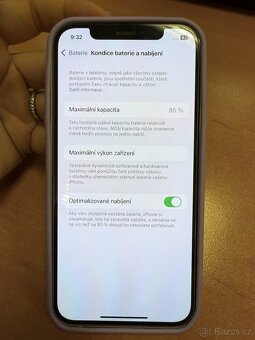 Apple Iphone 12 128 GB bílý - 9