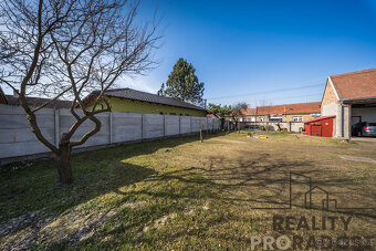 Prodej pozemku pro bydlení ve Vracově - 9
