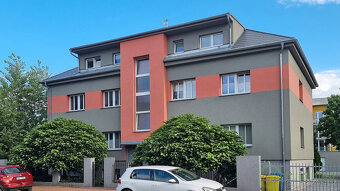Prodej bytu 4+kk, 81,8m2, Hradec Králové, OV - 9
