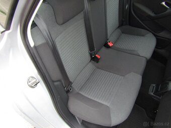 Volkswagen Polo 1.2 12V , 51 kW benzín, 2011 - 9