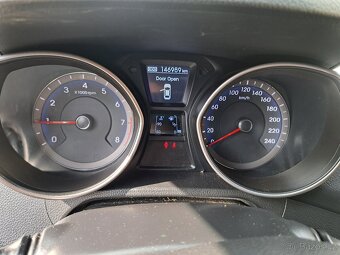 Hyundai i30 1.6i 99kw Trend - 9