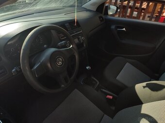 Volkswagen Polo - 9