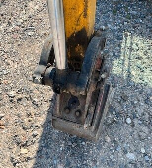 Pasovy minibagr JCB  8014 - 9
