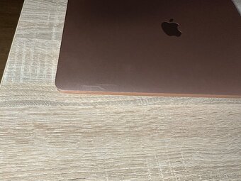 MacBook Air 13’’ (2020) - 9