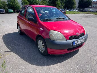 Toyot Yaris - 9
