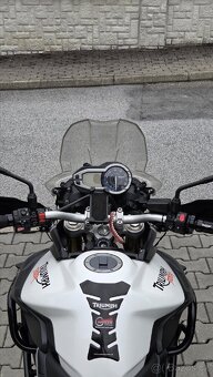 Triumph Tiger 800 XR 2011 - 9