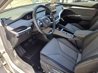 Škoda Enyaq iV 0,0 80iV 150kW/82kWh Loft SOH 91% ČR 1.maj 8 - 9