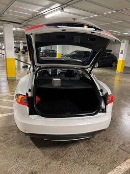 Tesla model s85 free, DPH - 9