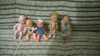 Medvěd, panenky, šašek, miminka - 9