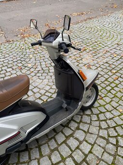 Yamaha Cygnus XC180 Riva - 9