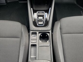 Prodám Škoda Octavia 2,0tdi 110kW Automat 4x4 - 9