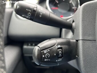 🚗 Peugeot 5008 2.0HDi NAVI KAMERA TAŽNÉ ALU - 9