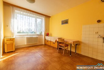 Prodej dvougeneračního domu s garáží a zahrádkou, Moravské B - 9