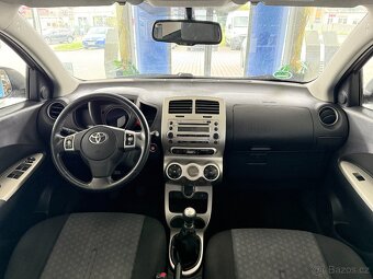 Toyota Urban Cruiser 1,3 74 kW,KLIMATIZACE - 9