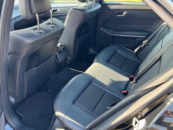 Mercedes-Benz E 220 Bluetec - 9