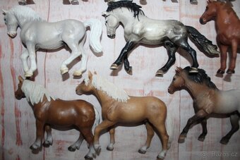 Figurky koní Schleich 2 - 9