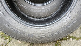 Prodám celoroční pneu M+S 225/70 R16 102H - 9
