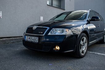 Škoda Octavia Combi 2.0 TDI CR RS DSG - 9