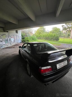 Bmw e36 coupe - 9