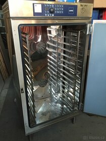 KUCHYNSKÉ STROJE - 9