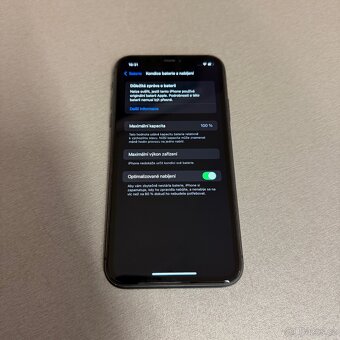 iPhone 11 128GB černý, 100% baterie, rok záruka - 9