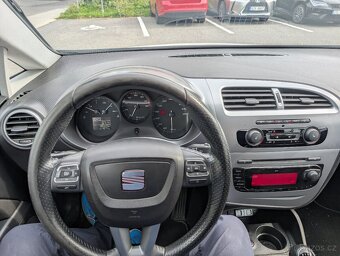 SEAT Leon model 2010 - 9