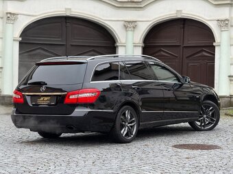 Mercedes Benz E350 CGI 215 kW AMG FULL VÝBAVA Webasto Night - 9