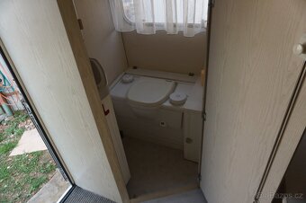 AVENTO PRIMERO 390 OBYTNÝ KARAVAN - 9