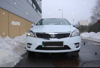 rozprodam kia ceed sw facelift 1.6 crdi 85kw 2010 rozprodam - 9