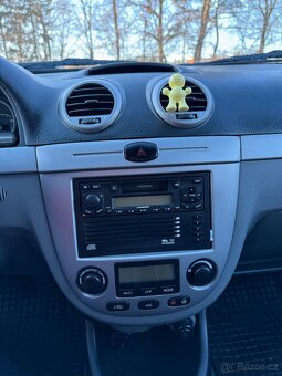 Chevrolet Lacetti - 9