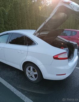 Ford Mondeo MK4 2.0 TDCi - 9