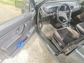 Peugeot 405 1.9d de Luxe pěkné v zachovalém stavu - 9