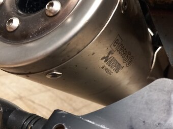 Yamaha MT03 2007 - 9